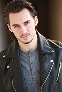 Maxim Varen