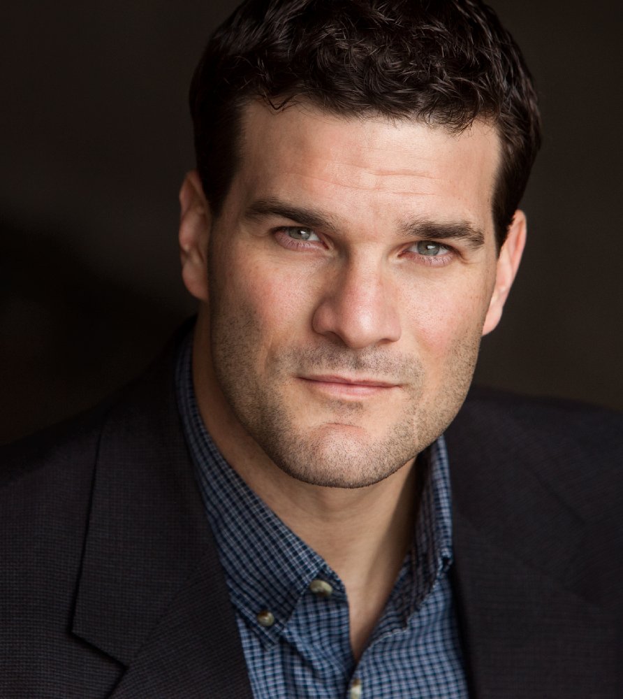 Christopher R Ellis