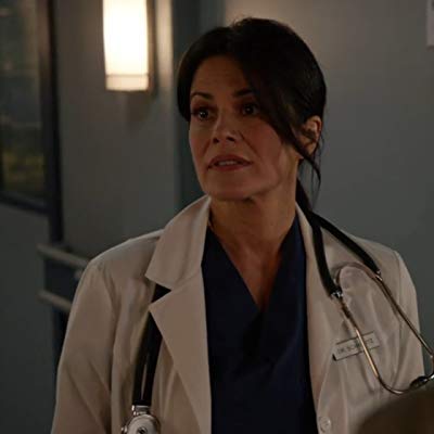 Dr. Schwartz, Dr. Elisa Schwartz