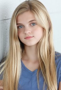 Skylar Dunn