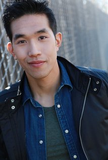 Jason J Lai