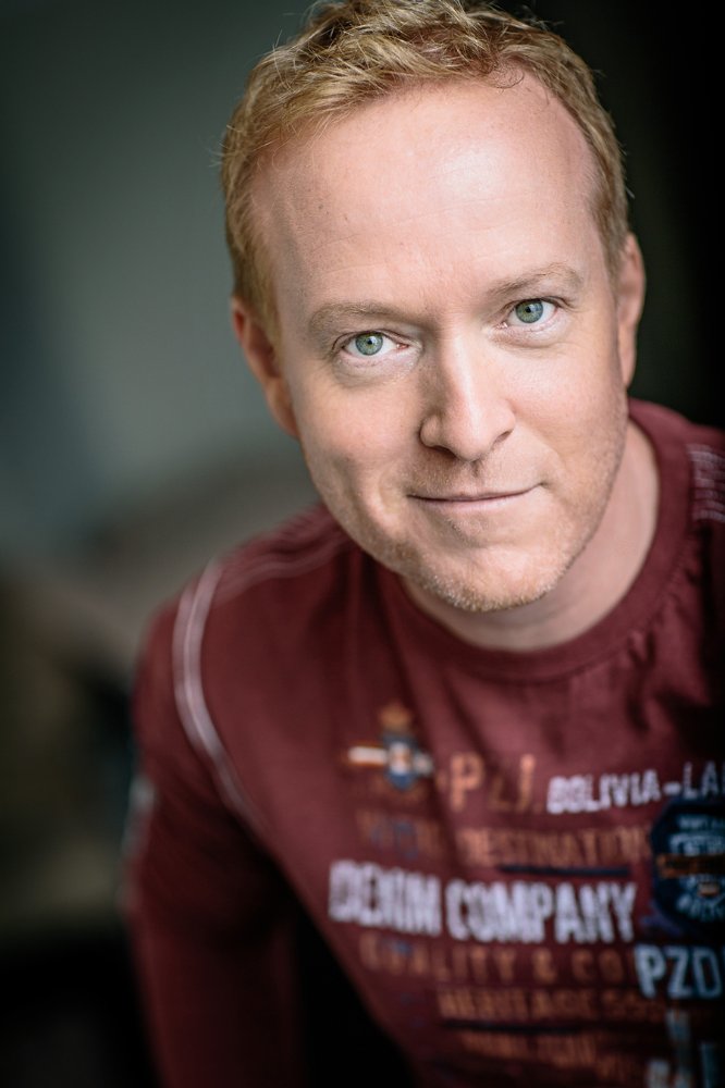 Simon D. Scott