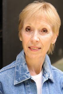Nadine Hanwell