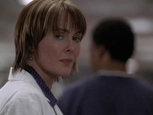 Laura Innes