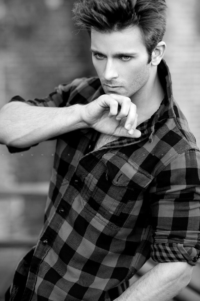 Derek Yates
