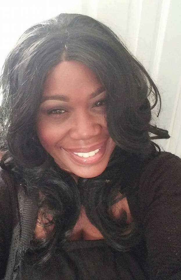 Nikee Warren
