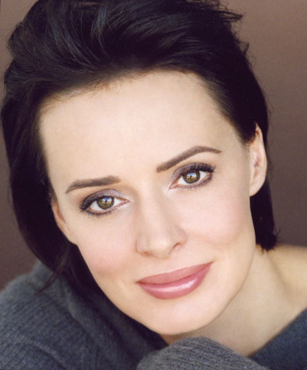 Lara Harris