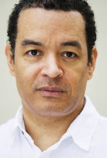 Robert Sean-Riaz