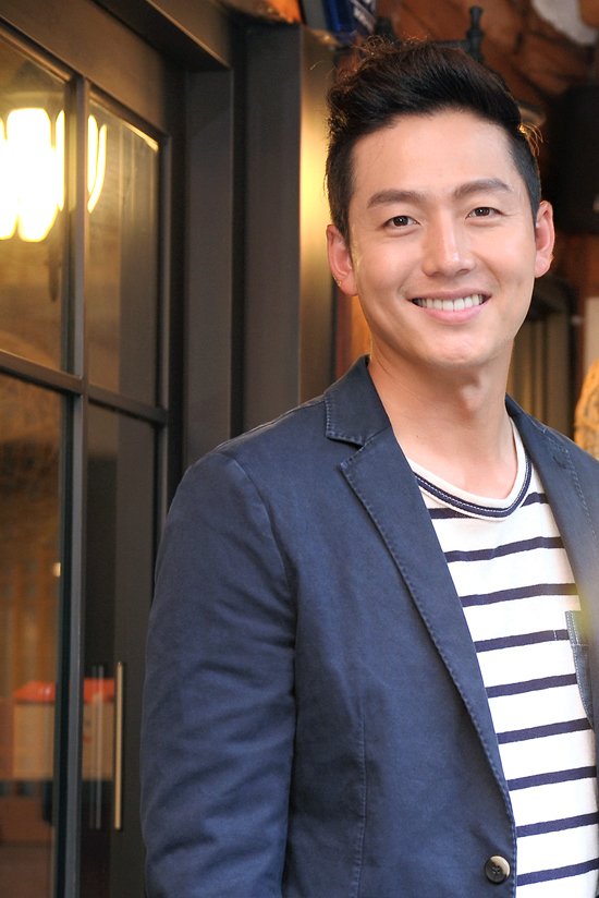 Jung-Jin Lee