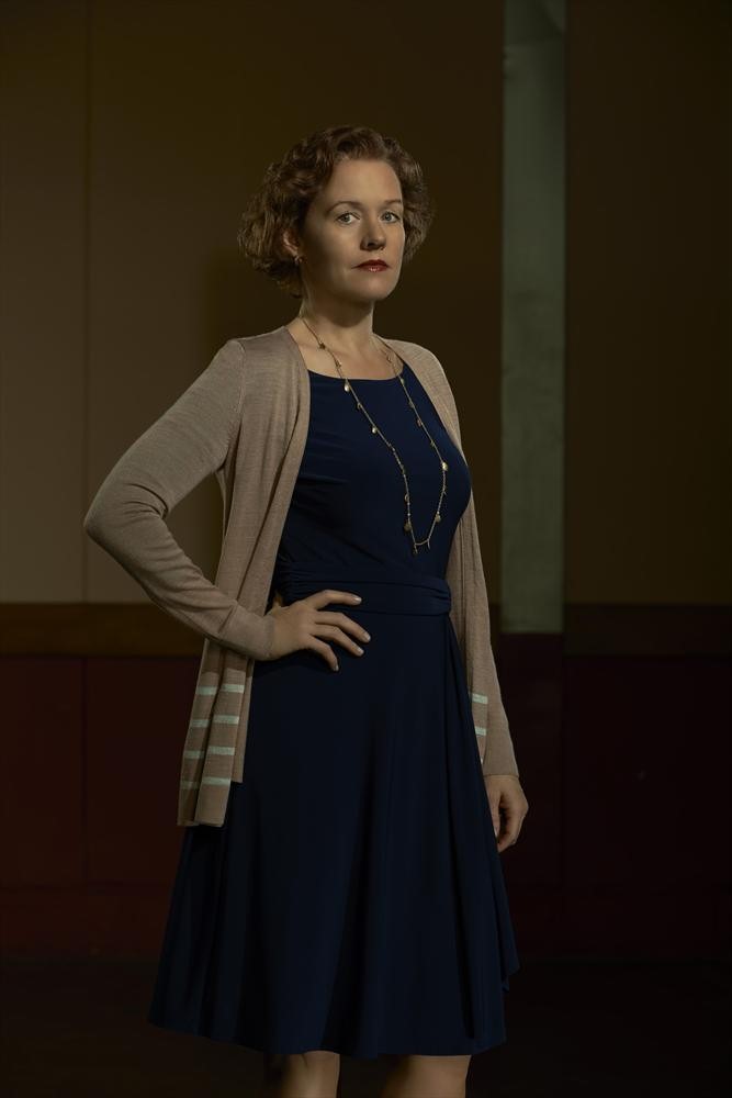 Eve Carlin