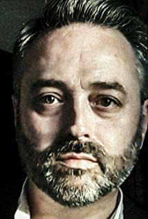 Paul Hilton
