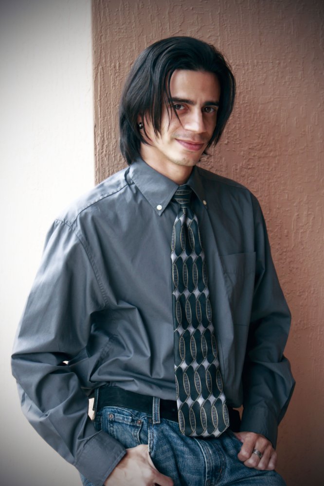 Nando Luis Roman