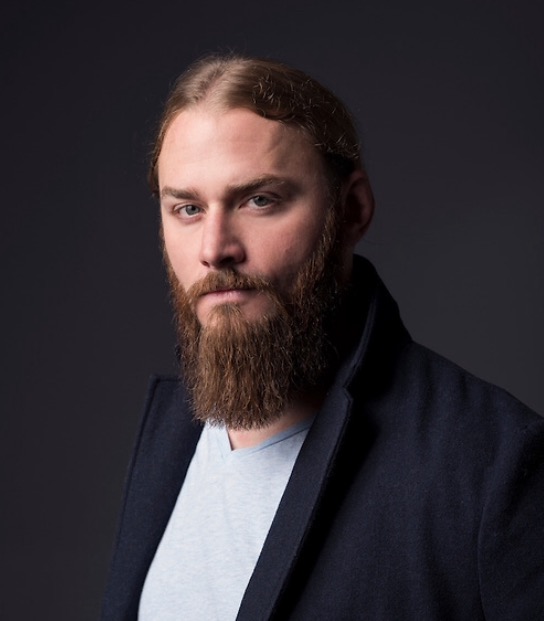 Justin Kucsulain