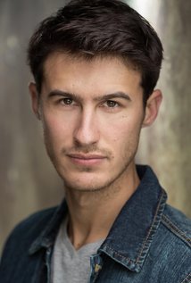 Andrew Zographos