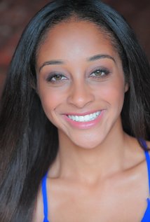 Lawnyae Marie
