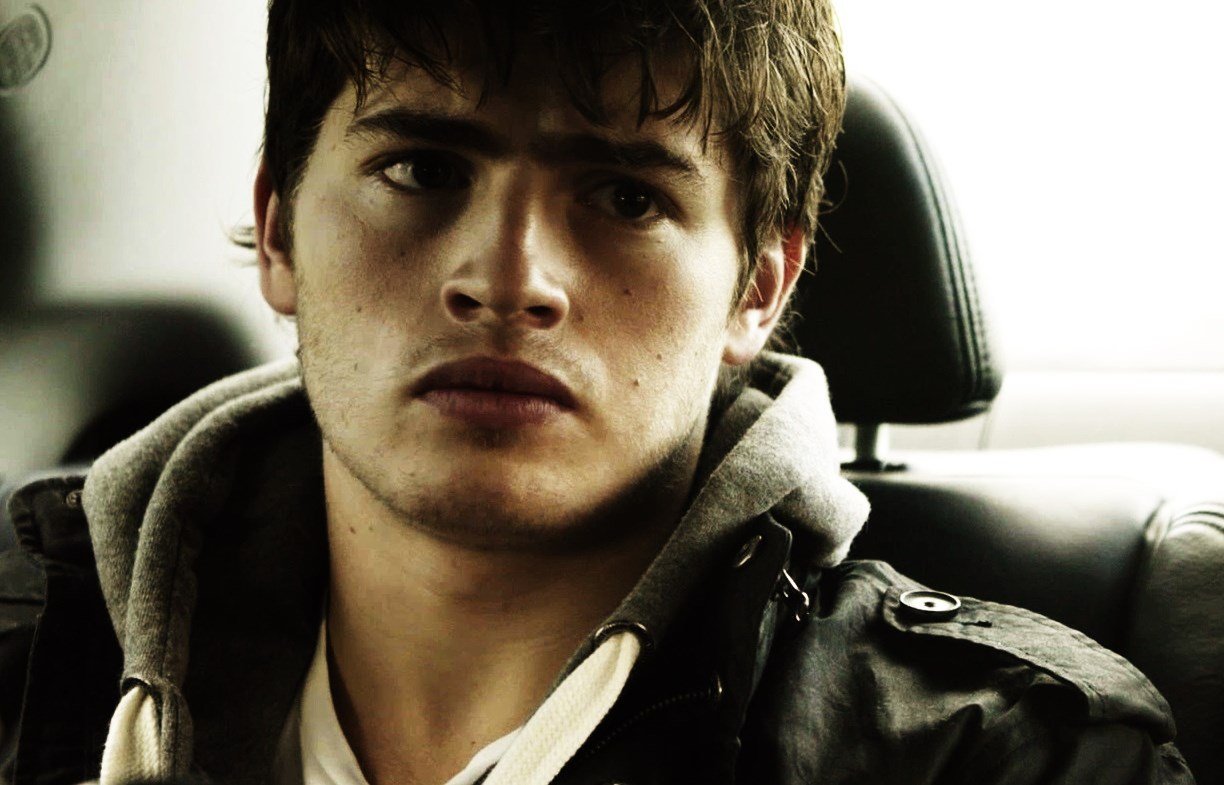 Gregg Sulkin