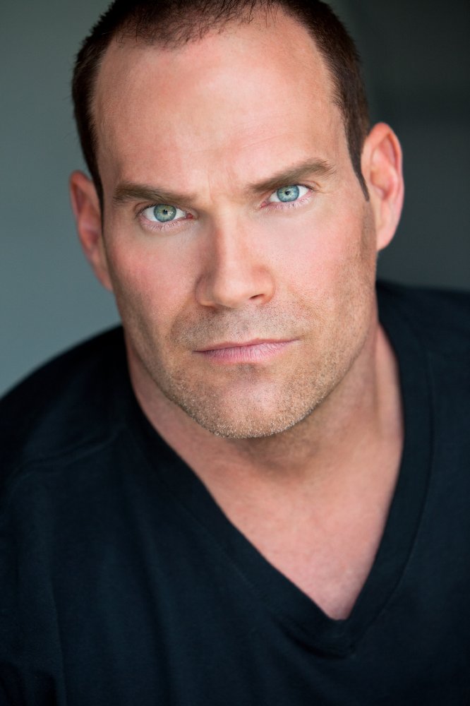 Xander Steel