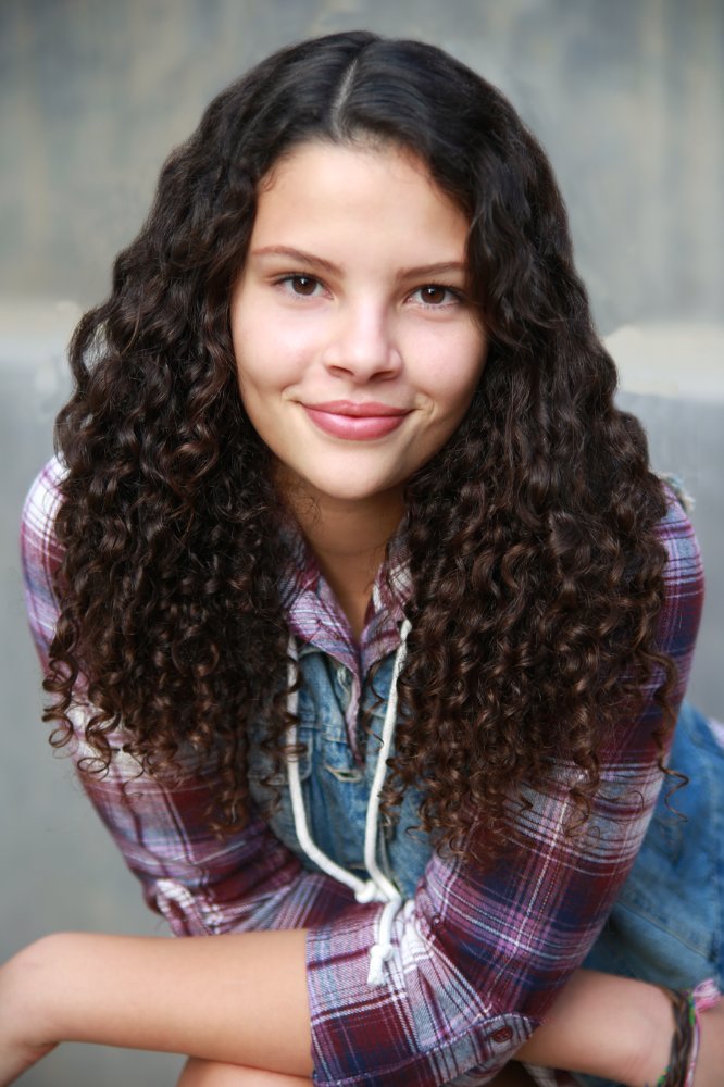 Josie Nivar