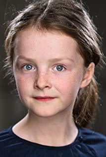 Holly Giles