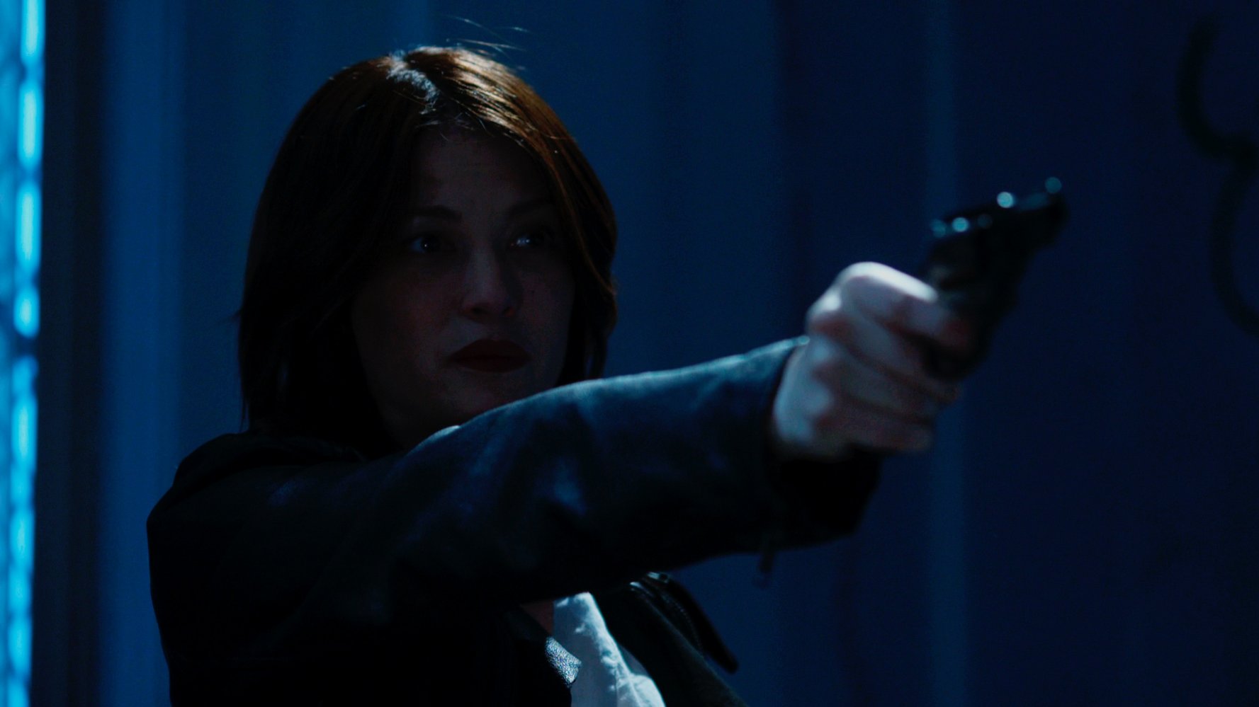 Nicki Aycox